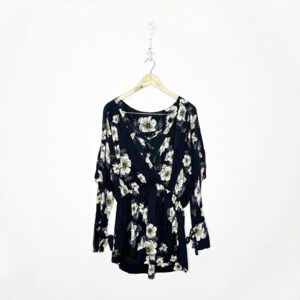 Free People Tuscan Dreams Printed Floral Tunic Top Black Long Sleeve womens S